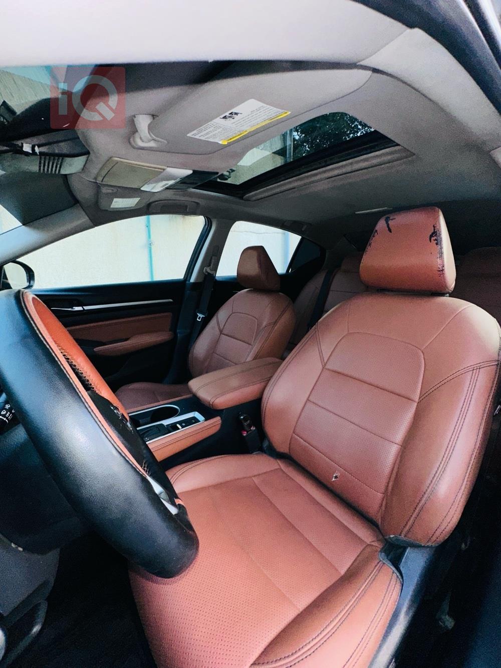 نيسان ألتيما